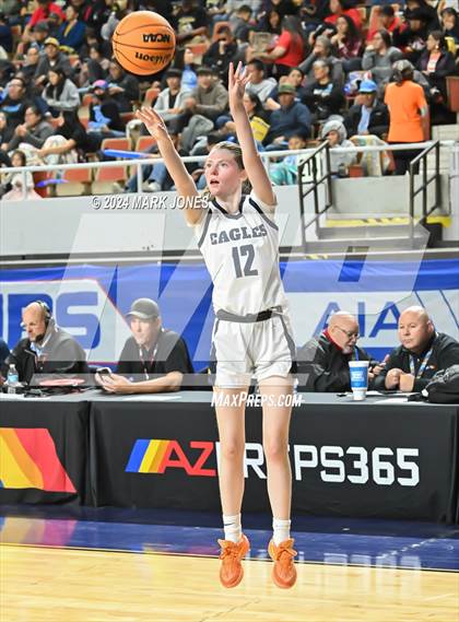 Thumbnail 3 in Phoenix Country Day vs. San Carlos (AIA 2A Semifinal) photogallery.