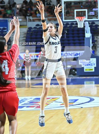 Thumbnail 1 in Phoenix Country Day vs. San Carlos (AIA 2A Semifinal) photogallery.