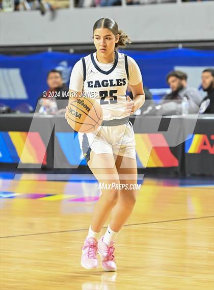 Thumbnail 3 in Phoenix Country Day vs. San Carlos (AIA 2A Semifinal) photogallery.