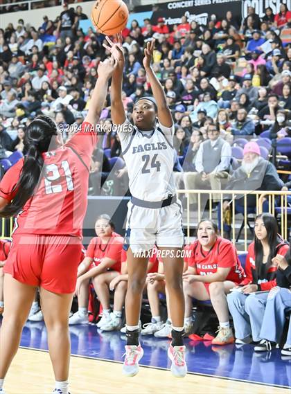 Thumbnail 2 in Phoenix Country Day vs. San Carlos (AIA 2A Semifinal) photogallery.