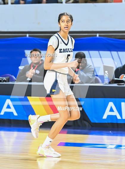 Thumbnail 2 in Phoenix Country Day vs. San Carlos (AIA 2A Semifinal) photogallery.