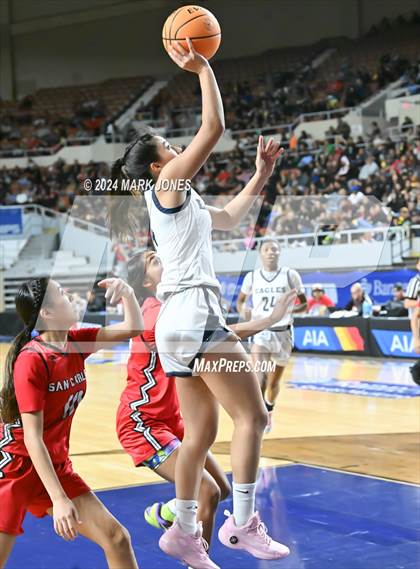Thumbnail 3 in Phoenix Country Day vs. San Carlos (AIA 2A Semifinal) photogallery.