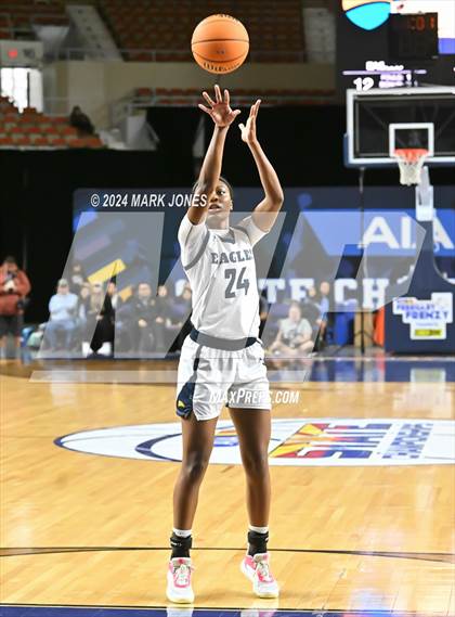 Thumbnail 2 in Phoenix Country Day vs. San Carlos (AIA 2A Semifinal) photogallery.