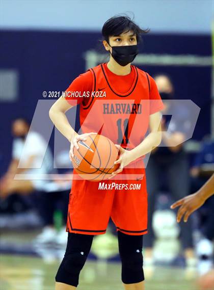 Thumbnail 2 in Harvard-Westlake vs. Sierra Canyon photogallery.