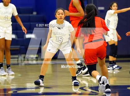 Thumbnail 3 in Harvard-Westlake vs. Sierra Canyon photogallery.