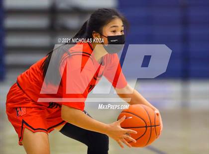 Thumbnail 1 in Harvard-Westlake vs. Sierra Canyon photogallery.