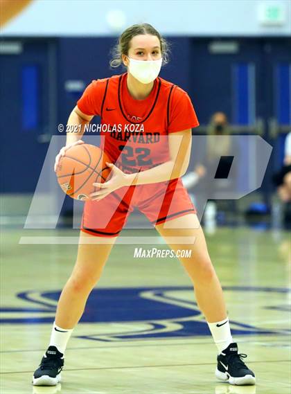 Thumbnail 2 in Harvard-Westlake vs. Sierra Canyon photogallery.