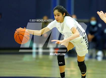 Thumbnail 1 in Harvard-Westlake vs. Sierra Canyon photogallery.