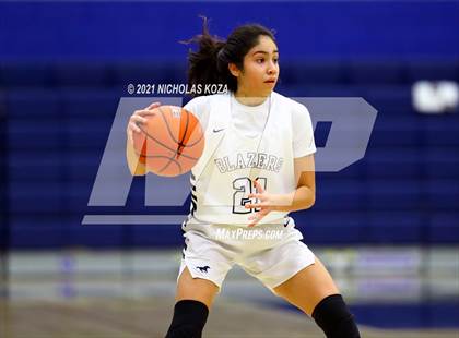 Thumbnail 1 in Harvard-Westlake vs. Sierra Canyon photogallery.
