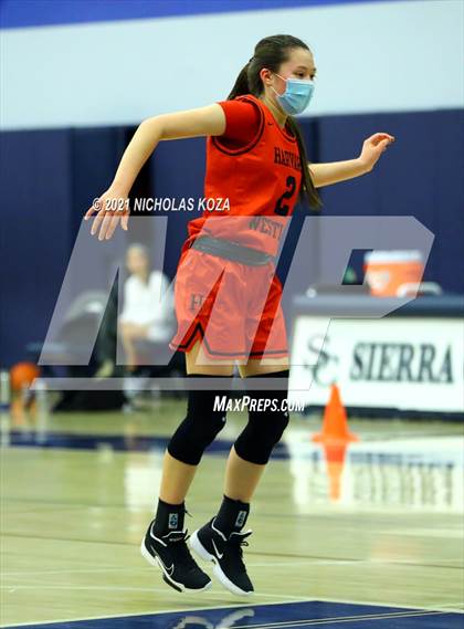 Thumbnail 3 in Harvard-Westlake vs. Sierra Canyon photogallery.