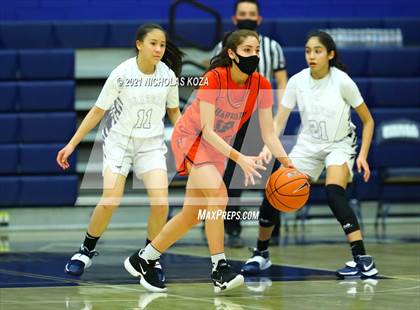 Thumbnail 3 in Harvard-Westlake vs. Sierra Canyon photogallery.