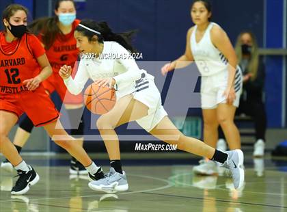 Thumbnail 1 in Harvard-Westlake vs. Sierra Canyon photogallery.