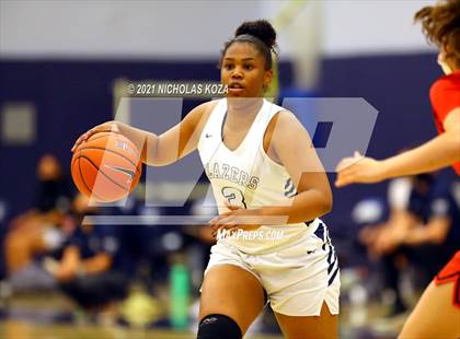Thumbnail 1 in Harvard-Westlake vs. Sierra Canyon photogallery.