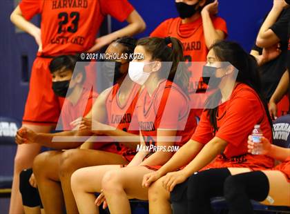 Thumbnail 3 in Harvard-Westlake vs. Sierra Canyon photogallery.
