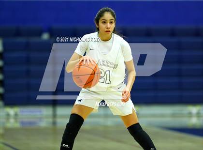 Thumbnail 3 in Harvard-Westlake vs. Sierra Canyon photogallery.