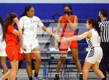 Thumbnail 2 in Harvard-Westlake vs. Sierra Canyon photogallery.