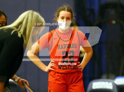 Thumbnail 2 in Harvard-Westlake vs. Sierra Canyon photogallery.