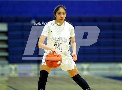 Thumbnail 1 in Harvard-Westlake vs. Sierra Canyon photogallery.