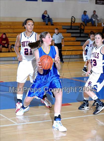 Thumbnail 2 in Agoura vs. San Marcos photogallery.