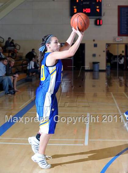 Thumbnail 1 in Agoura vs. San Marcos photogallery.