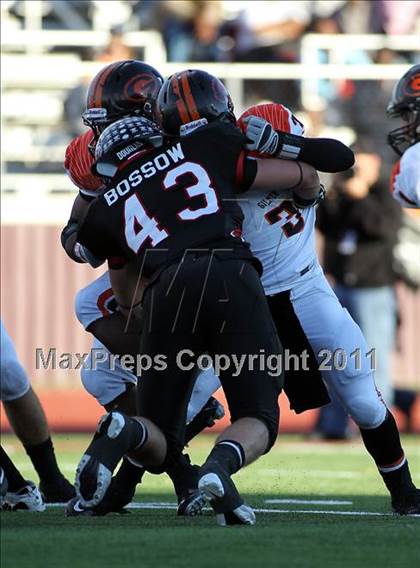 Thumbnail 1 in Argyle vs. Gilmer (3A Division 2 Region 2 Regional Playoffs) photogallery.