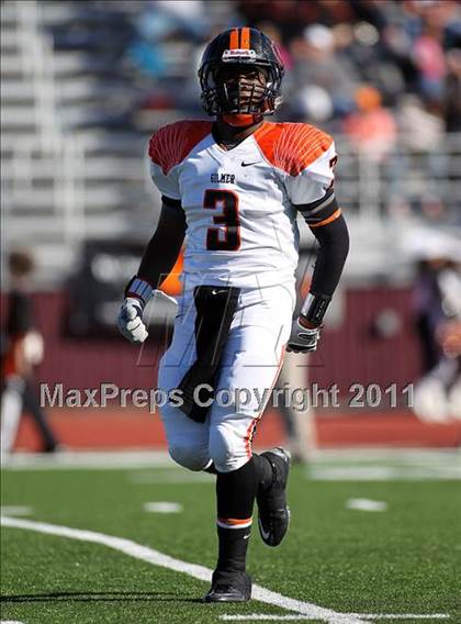 Thumbnail 1 in Argyle vs. Gilmer (3A Division 2 Region 2 Regional Playoffs) photogallery.