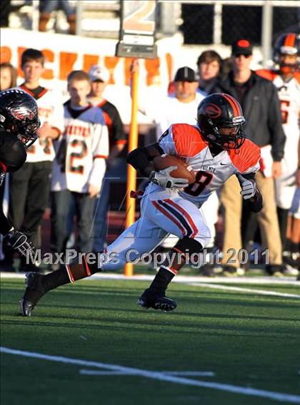 Thumbnail 3 in Argyle vs. Gilmer (3A Division 2 Region 2 Regional Playoffs) photogallery.