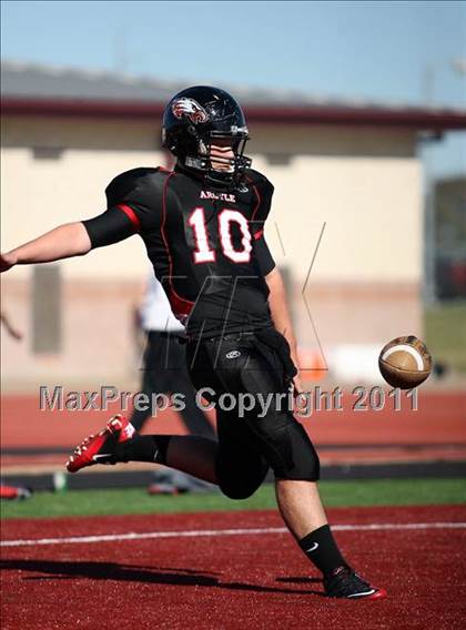 Thumbnail 3 in Argyle vs. Gilmer (3A Division 2 Region 2 Regional Playoffs) photogallery.