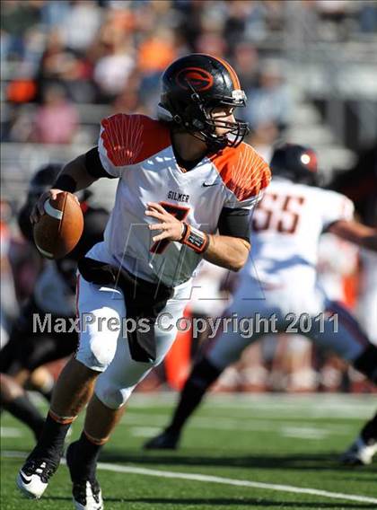 Thumbnail 3 in Argyle vs. Gilmer (3A Division 2 Region 2 Regional Playoffs) photogallery.