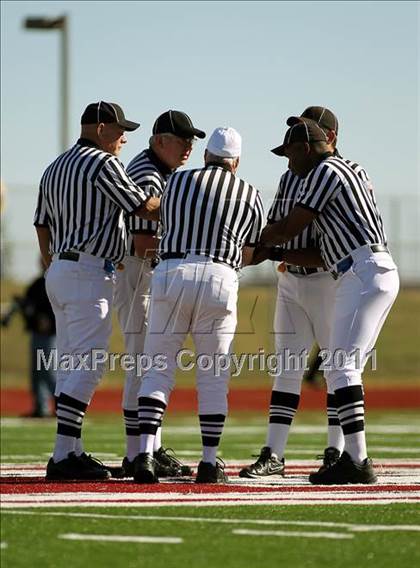 Thumbnail 3 in Argyle vs. Gilmer (3A Division 2 Region 2 Regional Playoffs) photogallery.