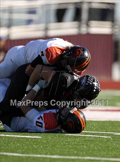 Thumbnail 2 in Argyle vs. Gilmer (3A Division 2 Region 2 Regional Playoffs) photogallery.
