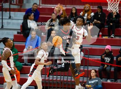 Thumbnail 2 in Baldwin vs Warner Robins (Hypesouth Hardwood Invitational) photogallery.