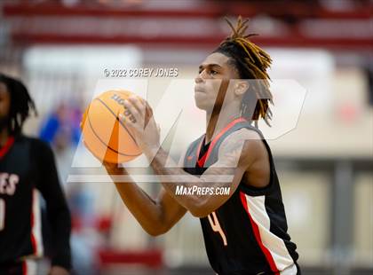 Thumbnail 3 in Baldwin vs Warner Robins (Hypesouth Hardwood Invitational) photogallery.