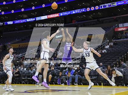 Thumbnail 2 in St. Augustine vs Loyola (2024 Coastal Catholic Classic) photogallery.