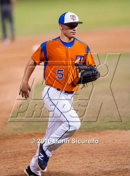 Thumbnail 3 in Canyon del Oro vs. Thunderbird (AIA D2 Semifinal) photogallery.