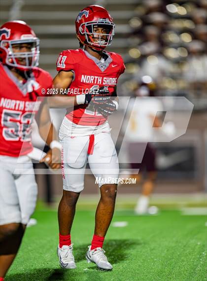 Thumbnail 1 in Deer Park vs. North Shore (UIL 6A D1 Football Bi-District) photogallery.