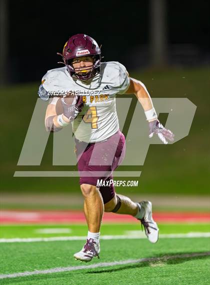 Thumbnail 3 in Deer Park vs. North Shore (UIL Football 6A D1 Bi-District) photogallery.