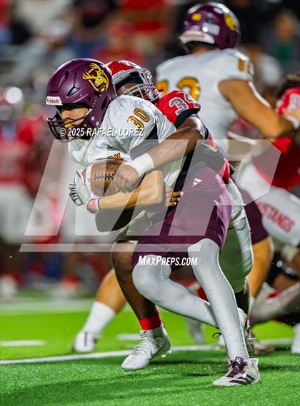 Thumbnail 1 in Deer Park vs. North Shore (UIL 6A D1 Football Bi-District) photogallery.