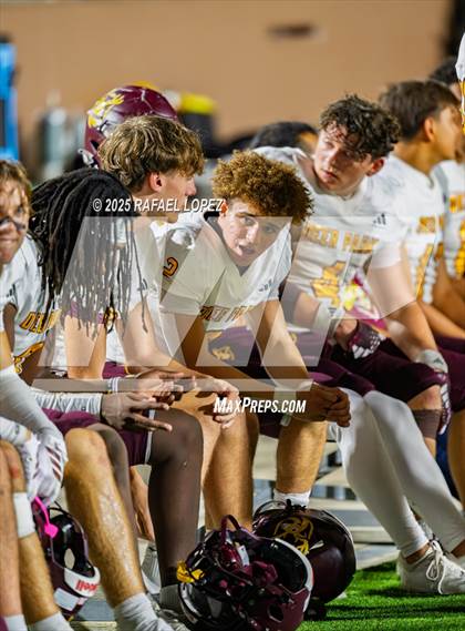 Thumbnail 3 in Deer Park vs. North Shore (UIL Football 6A D1 Bi-District) photogallery.