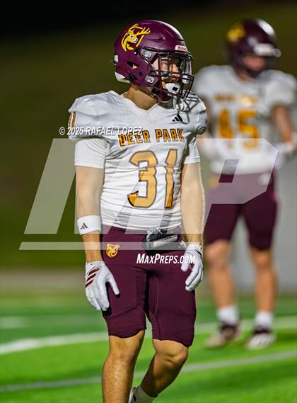 Thumbnail 3 in Deer Park vs. North Shore (UIL Football 6A D1 Bi-District) photogallery.