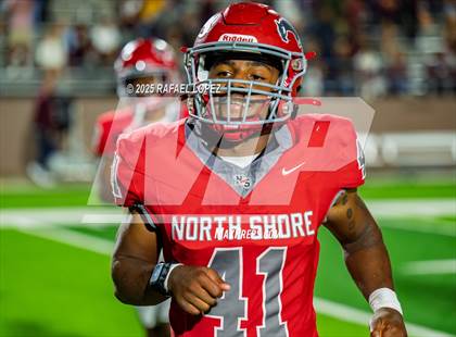 Thumbnail 2 in Deer Park vs. North Shore (UIL 6A D1 Football Bi-District) photogallery.