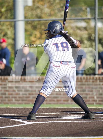 Thumbnail 1 in Riverside Academy @ Lutcher photogallery.