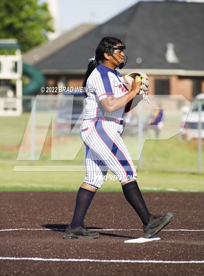 Thumbnail 3 in Riverside Academy @ Lutcher photogallery.