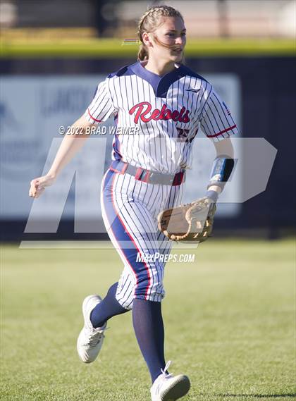 Thumbnail 3 in Riverside Academy @ Lutcher photogallery.