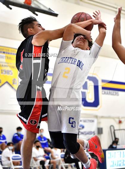 Thumbnail 1 in Sierra Vista @ Charter Oak photogallery.
