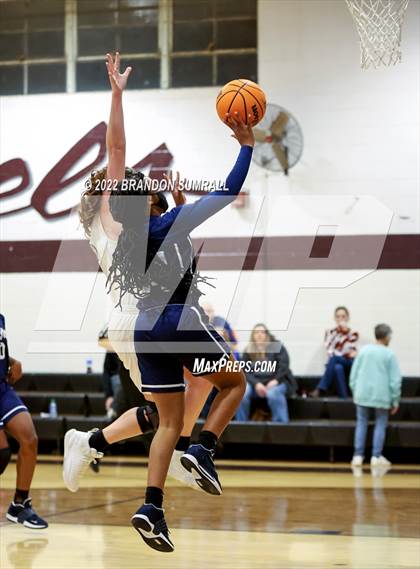 Thumbnail 2 in Thorsby @ Marion photogallery.