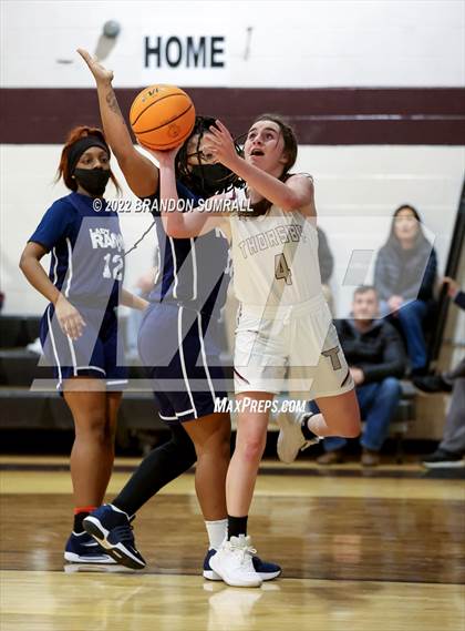 Thumbnail 1 in Thorsby @ Marion photogallery.