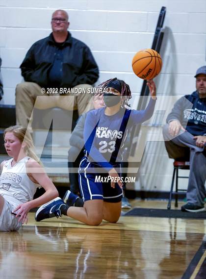Thumbnail 1 in Thorsby @ Marion photogallery.