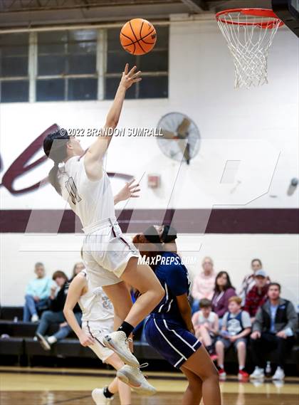 Thumbnail 2 in Thorsby @ Marion photogallery.