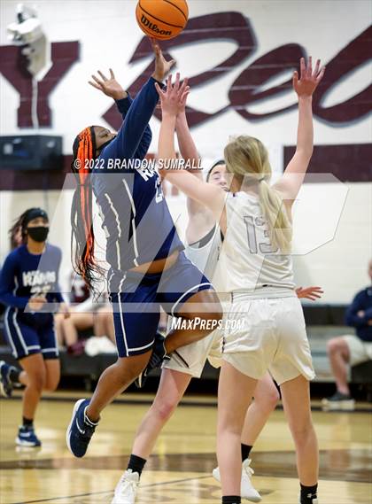 Thumbnail 1 in Thorsby @ Marion photogallery.